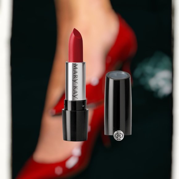 Red Stiletto Gel Semi-Matte Lipstick - Mary Kay - Picture 3 of 7
